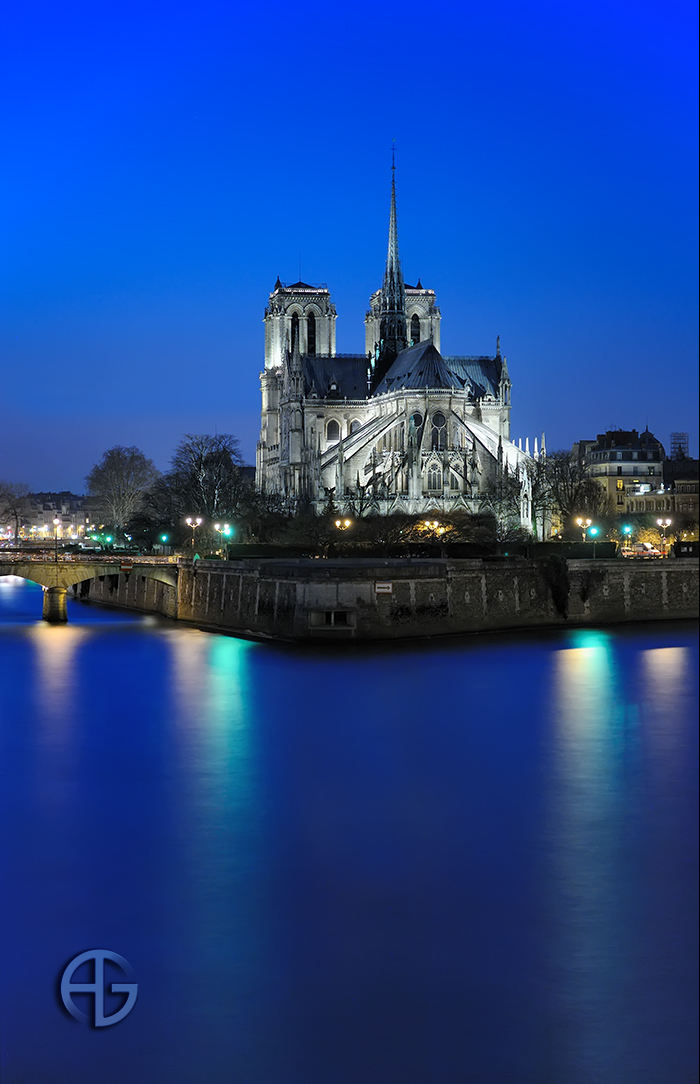 Classic Notre-Dame